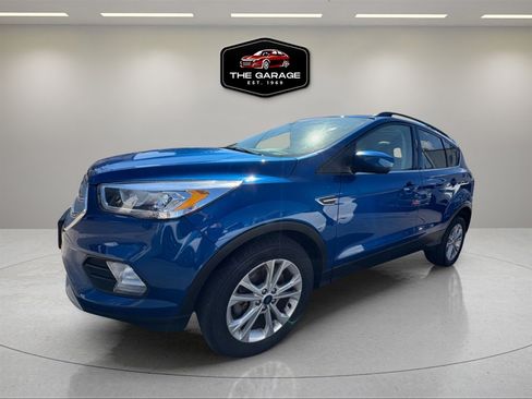 Used 2018 Ford Escape SEL w/ Ford Safe & Smart Package image 2