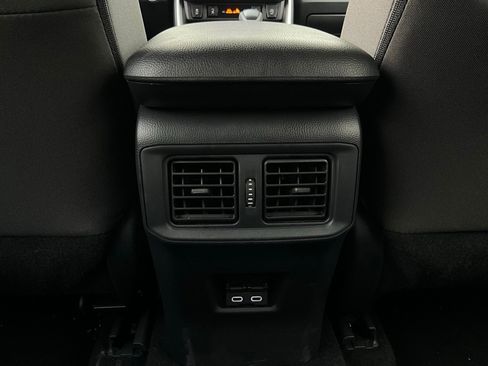 Used 2025 Toyota RAV4 XLE image 13