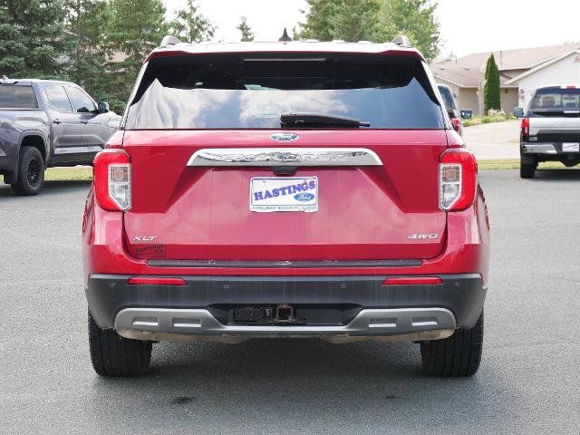 Certified 2023 Ford Explorer XLT w/ Equipment Group 202A AWD/4WD image 4