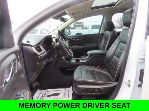 Used 2021 GMC Acadia Denali w/ Denali Ultimate Package image 19