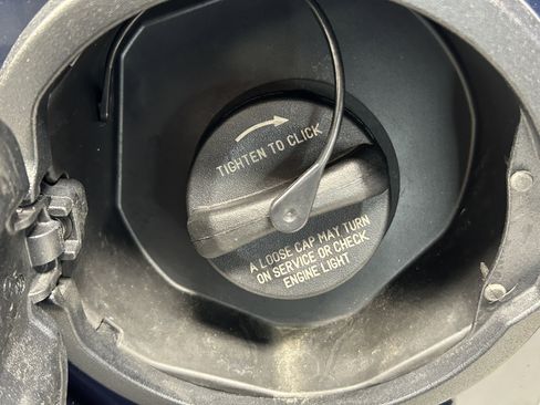 Certified 2025 Jeep Wrangler Sahara w/ Safety Group image 4