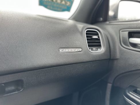Used 2015 Dodge Charger R/T image 30
