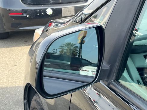 Used 2015 Toyota Sienna XLE image 19