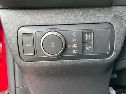 Used 2022 Ford Escape SEL image 15