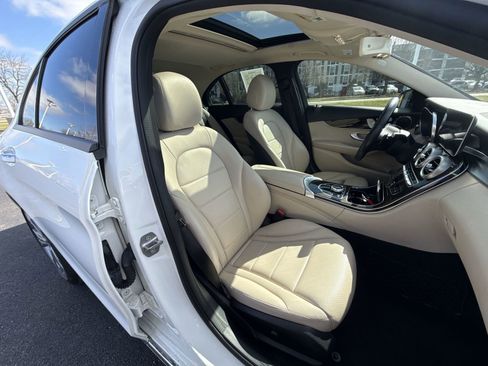 Used 2019 Mercedes-Benz C 300 Sedan image 25