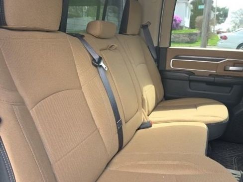 Used 2021 RAM 2500 Big Horn w/ Level 2 Equipment Group AWD/4WD image 11