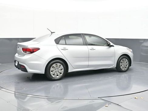 Used 2020 Kia Rio LX image 15
