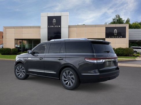 New 2024 Lincoln Navigator Reserve image 5