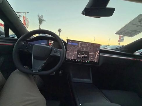 Used 2026 Tesla Model S Plaid AWD/4WD image 8