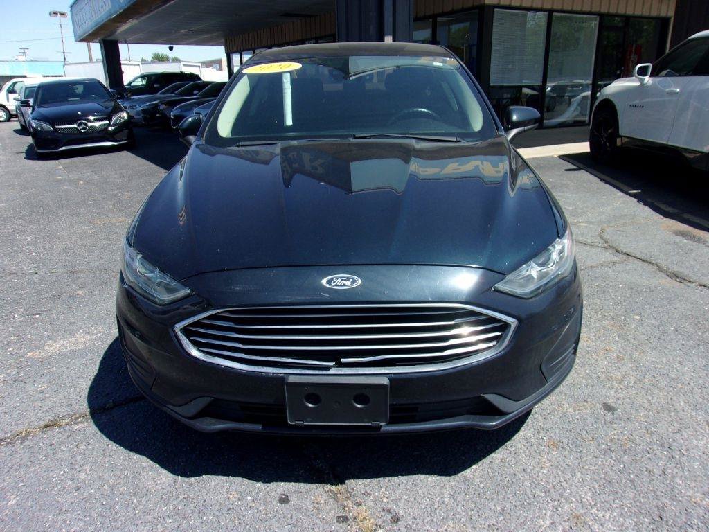 Used 2020 Ford Fusion SE FWD image 3