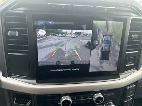 Used 2023 Ford F150 Lightning XLT AWD/4WD image 11