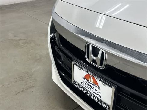 Certified 2019 Honda Accord Touring image 31