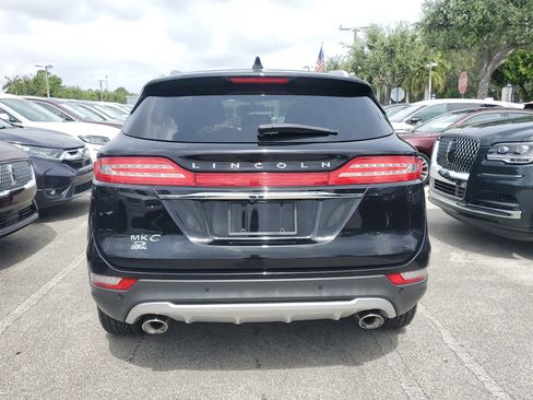 Used 2019 Lincoln MKC Premiere image 5