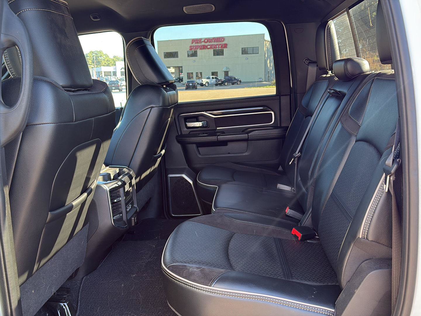 Used 2022 RAM 2500 Laramie AWD/4WD image 5