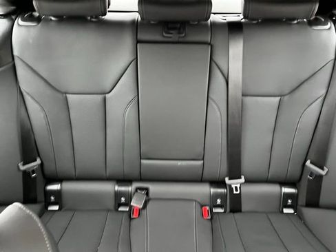 Used 2025 BMW i4 eDrive40 image 18