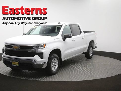 Used 2025 Chevrolet Silverado 1500 LT AWD/4WD image 56