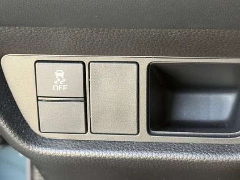 Used 2025 Honda HR-V Sport image 29