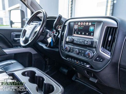 Used 2015 Chevrolet Silverado 2500 LT w/ LT Convenience Package AWD/4WD image 23