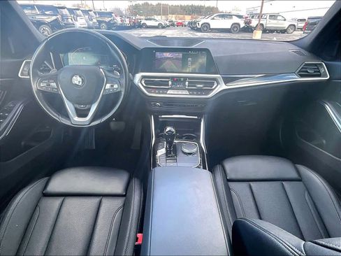 Used 2022 BMW 330i xDrive Sedan w/ Driving Assistance Package image 20