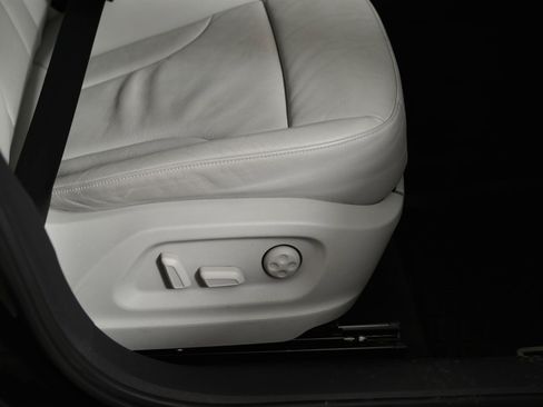 Used 2015 Audi Q3 2.0T Prestige image 10