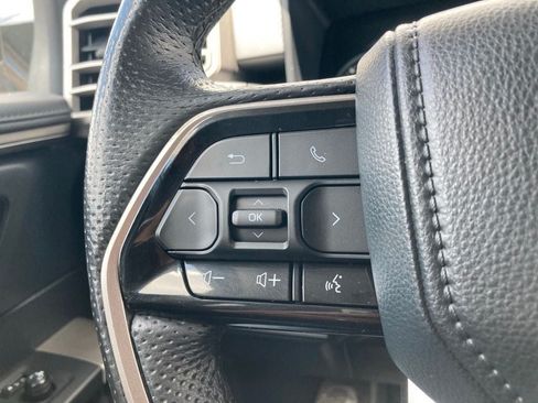 Used 2022 Toyota Tundra Limited AWD/4WD image 14