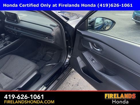 Certified 2023 Honda Accord EX image 28