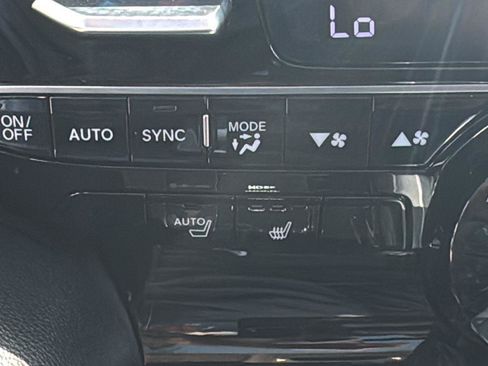 Used 2023 Acura MDX FWD image 21