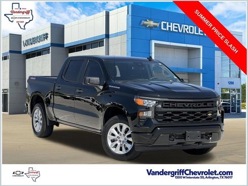 Certified 2024 Chevrolet Silverado 1500 Custom AWD/4WD image 1