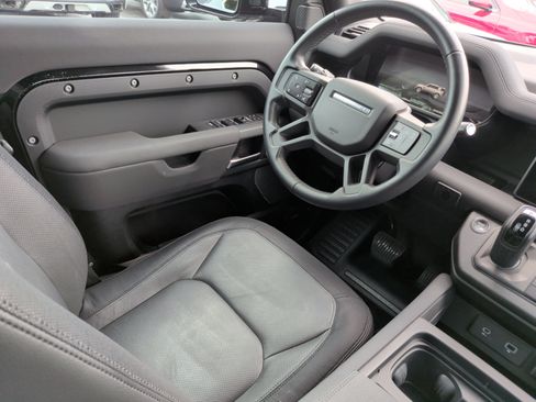Used 2023 Land Rover Defender 110 X-Dynamic SE image 36