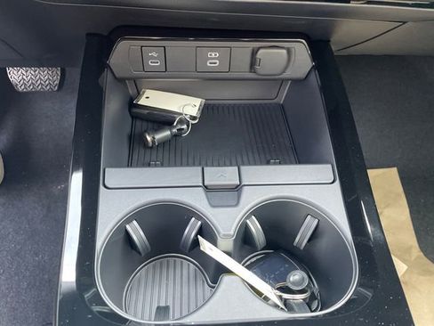 New 2026 Toyota Prius AWD image 32