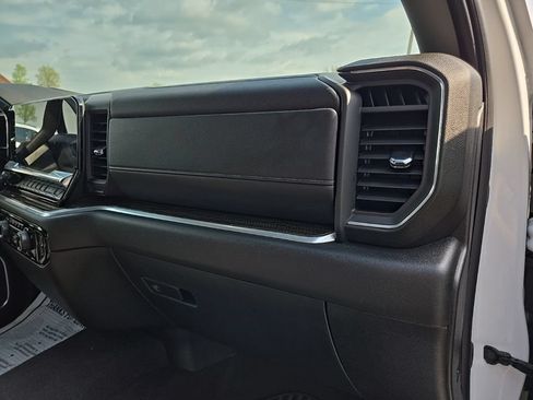 Used 2025 Chevrolet Silverado 2500 LT w/ Convenience Package AWD/4WD image 83