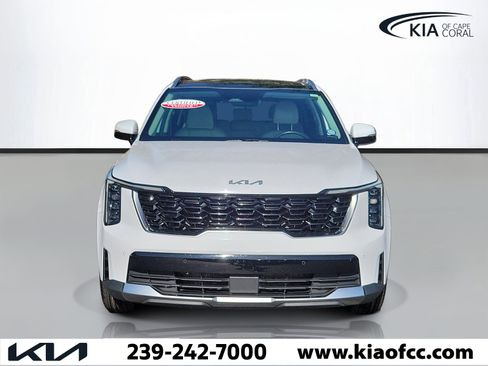 Certified 2024 Kia Sorento S w/ Panoramic Sunroof Package FWD image 2