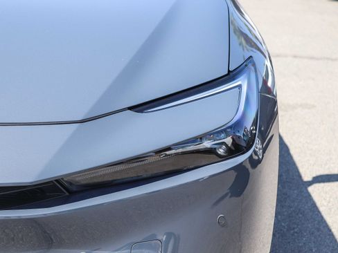 New 2026 Toyota Prius Plug-In Hybrid image 9