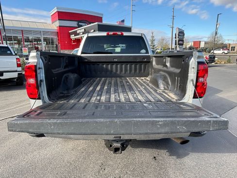 Used 2019 Chevrolet Silverado 2500 LT AWD/4WD image 10