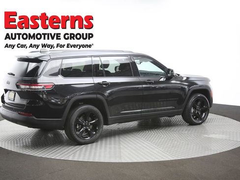 Used 2023 Jeep Grand Cherokee L Laredo image 45