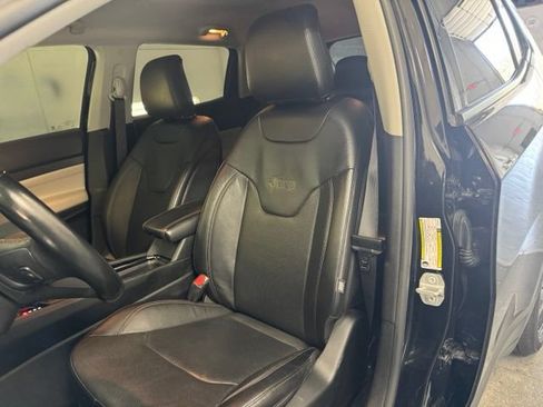 Used 2022 Jeep Compass Limited AWD/4WD image 20