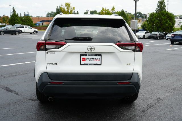 Used 2021 Toyota RAV4 LE FWD image 6