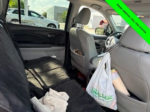 Used 2017 Honda Pilot Touring image 21