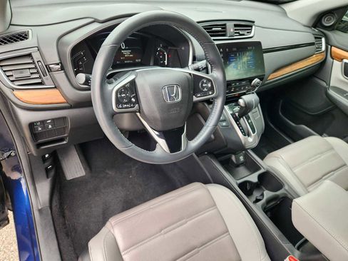 Used 2019 Honda CR-V Touring image 2