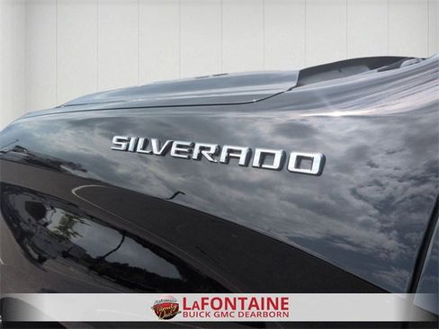 Used 2019 Chevrolet Silverado 1500 LTZ w/ LTZ Premium Package image 10