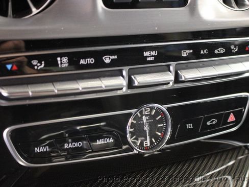 Used 2024 Mercedes-Benz G 63 AMG 4MATIC w/ Seat Comfort Package image 31