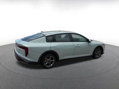 Used 2025 Kia K4 FWD image 12