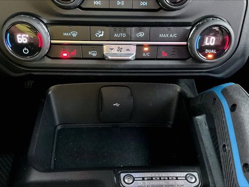 Used 2023 Ford Bronco Outer Banks AWD/4WD image 17