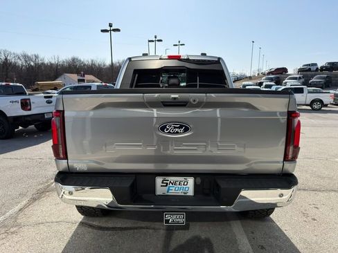 Used 2024 Ford F150 Lariat w/ FX4 Off-Road Package image 6