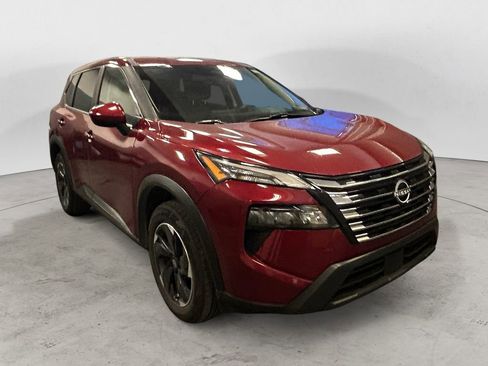 Used 2025 Nissan Rogue SV AWD/4WD image 8