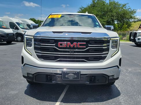 Used 2022 GMC Sierra 1500 SLT w/ SLT Premium Plus Package AWD/4WD image 2