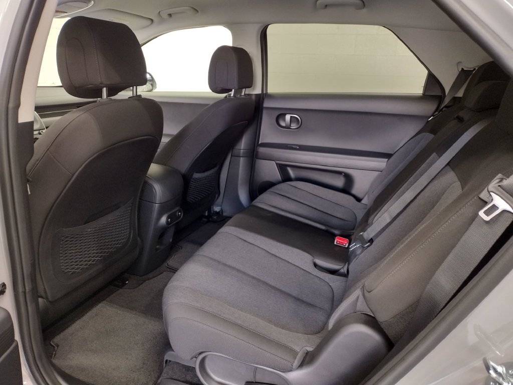 New 2027 Hyundai Ioniq 5 SE AWD/4WD image 23