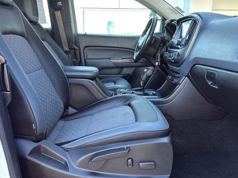 Used 2018 Chevrolet Colorado Z71 image 31