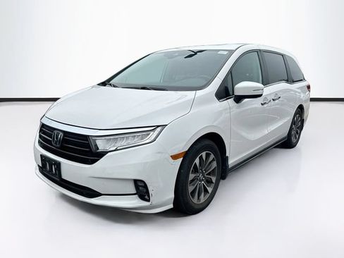 Used 2023 Honda Odyssey EX-L image 3