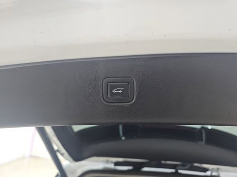 Used 2024 Chevrolet Blazer LT w/ Convenience Package image 7